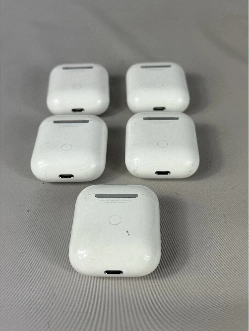 Apple lot airpods
